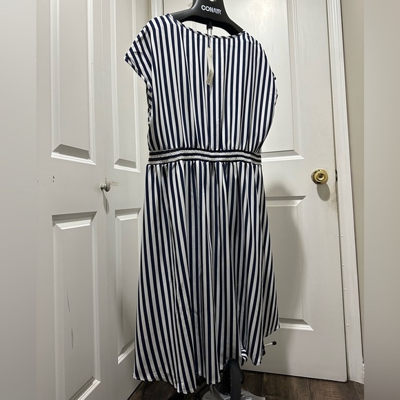 BloomChic Plus Size 2XL Striped Shirred Dolman Sleeve Dress us18-20 - Picture 3 of 6